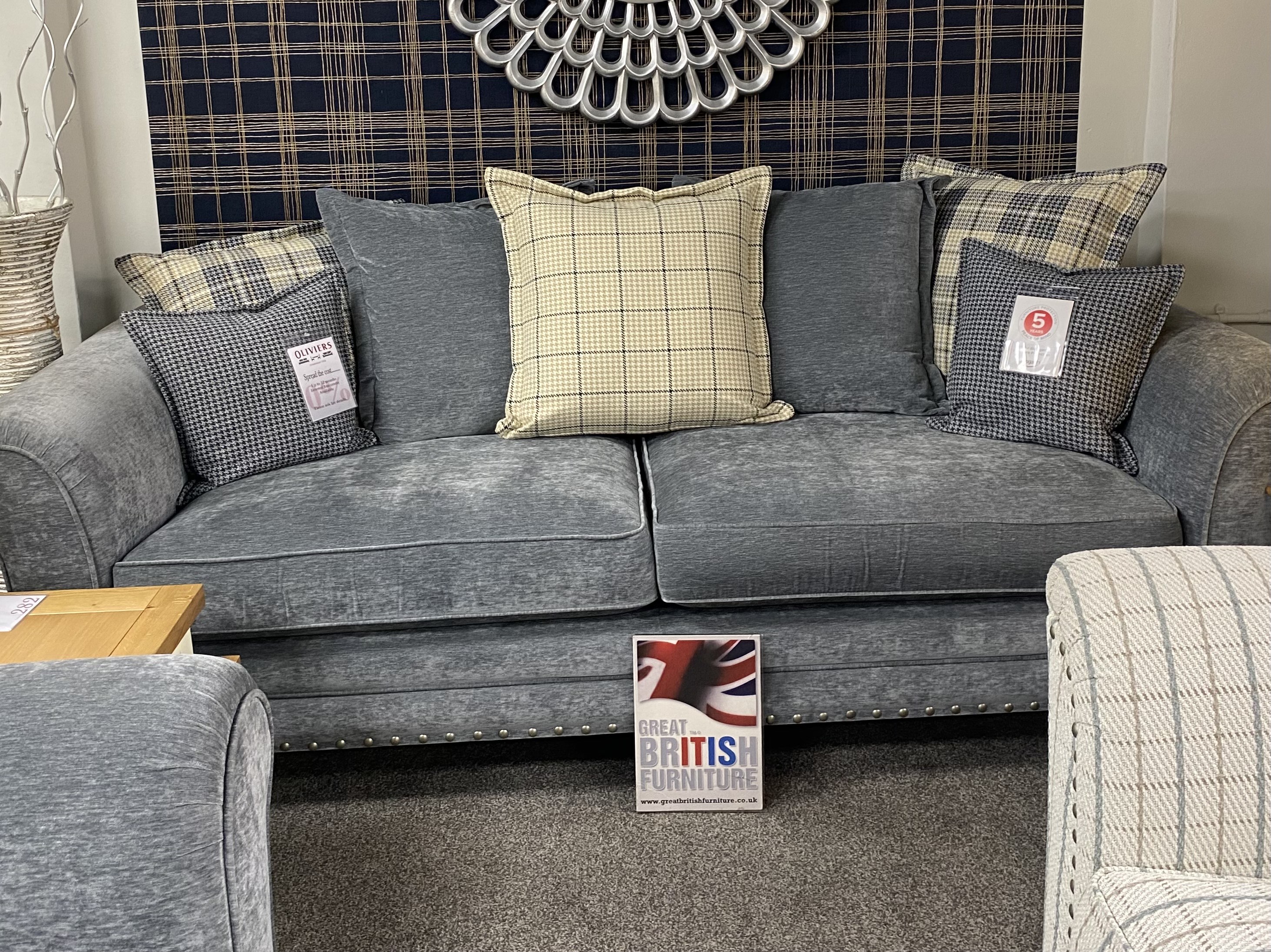 Grande Sofa And Cuddler Chair